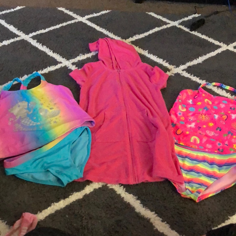 Girls 2piece bathing suit & pink cover up